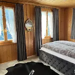 Chalet Schluechtyi