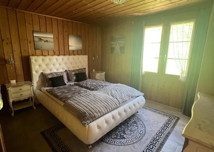 Schluechtyi Chalé *